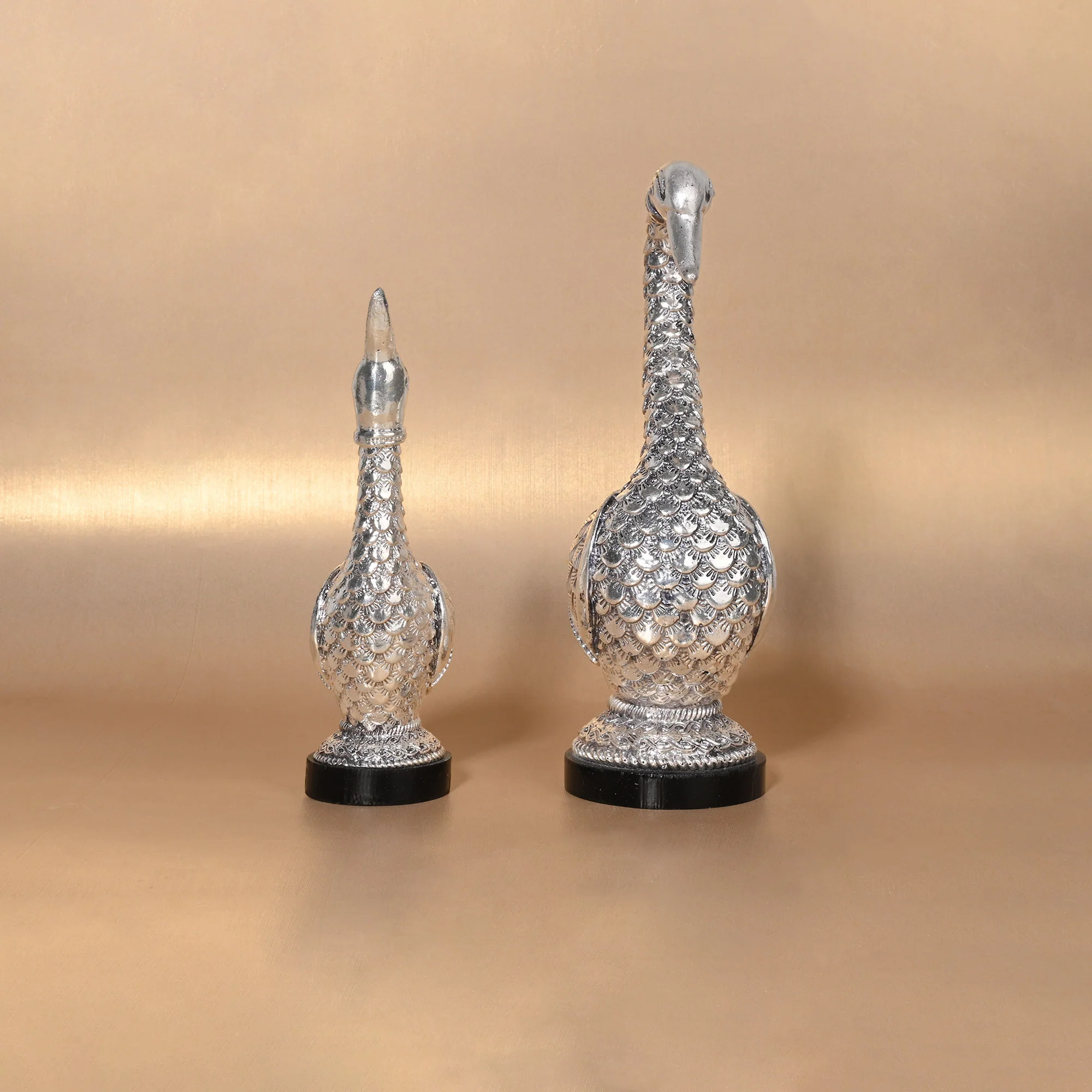 999 Silver Swan Pair Gift Box - Image 4