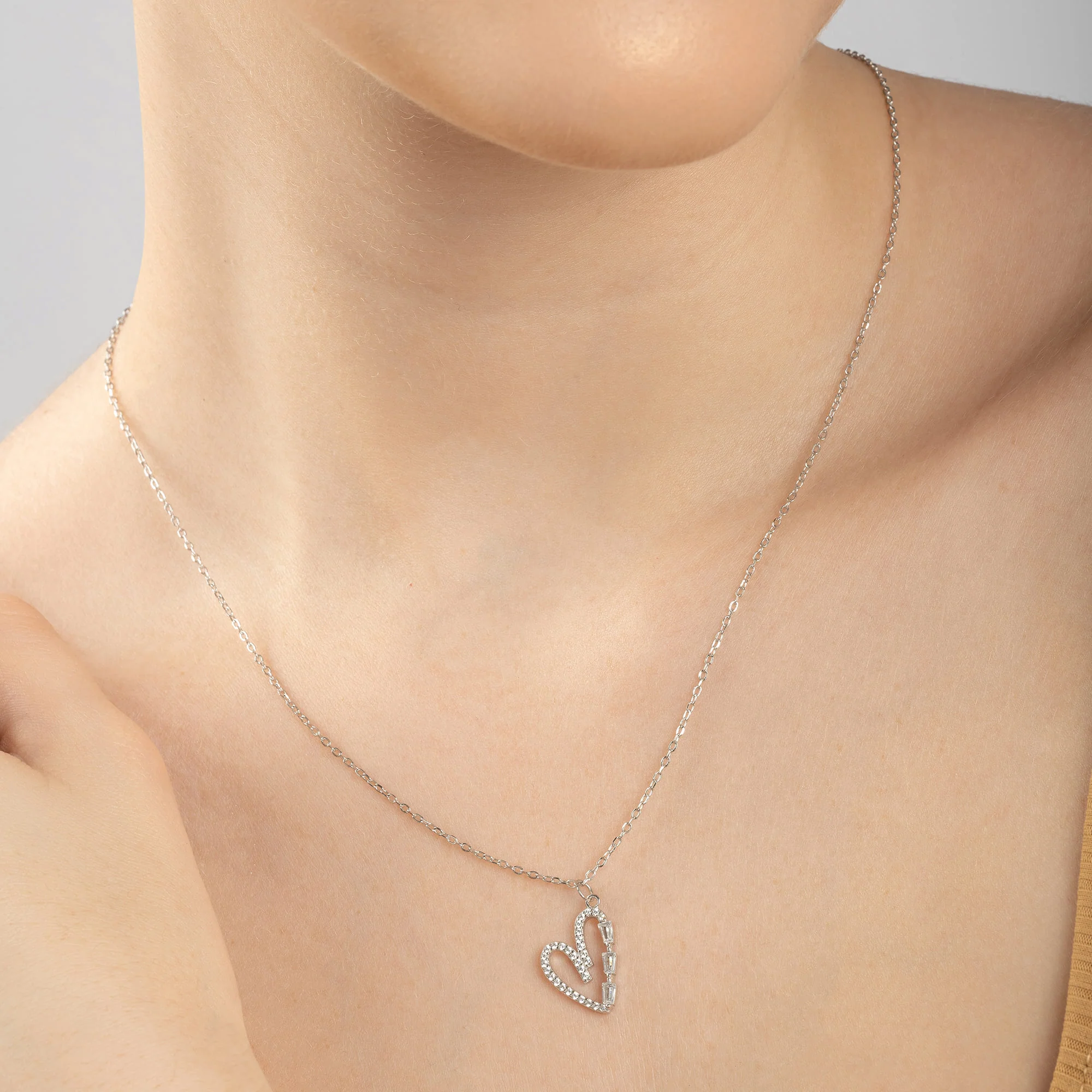 Harmony Heart Necklace - Image 4