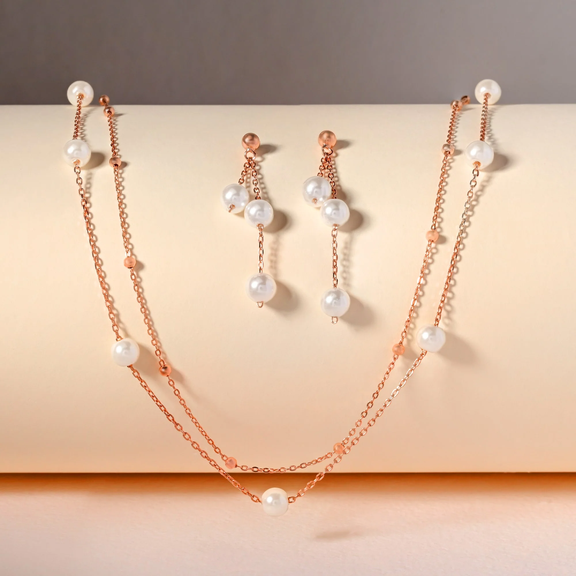 Layered Pearl Jewellery Set - Image 10